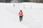 雪上レースで力走