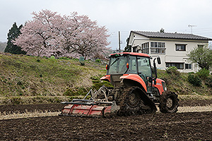 田起こし